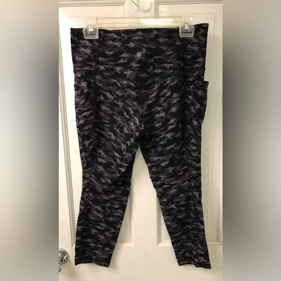 Athleta Salutation Stash 7/8 leggings PL large petiteTight Camo Lux Walnut Brown - Picture 4 of 11
